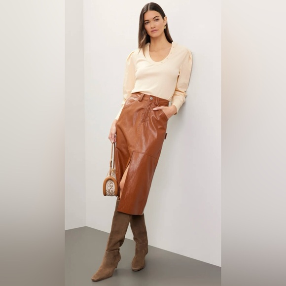 Area Stars Puff Sleeve Sweater Size Medium NWT